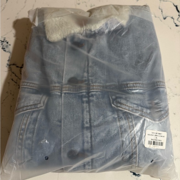 Original Taylor Swift Denim Jacket NEW in bag. XL - Picture 3 of 5